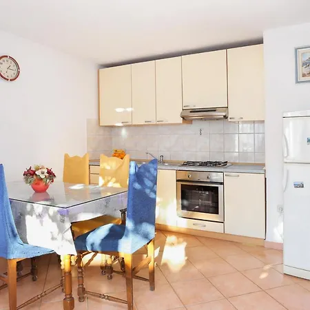 Apartment With A Parking Space - 18498