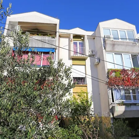 With A Parking Space - 18498 Apartment